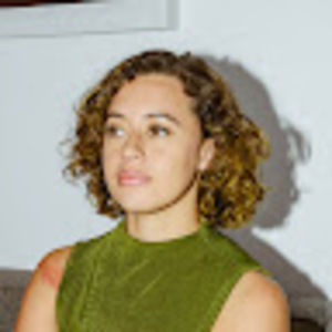 Meet your Posher, Maya